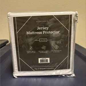 Weekenders Jersey Mattress Protector - Cal King